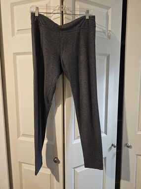 Woman's Heather Gray Victoria Sport Leggings Large
